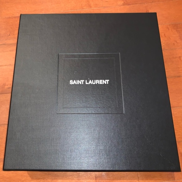 OPYUM BOOTS IN PATENT LEATHER WITH SILVER HEEL - Picture 2 of 8